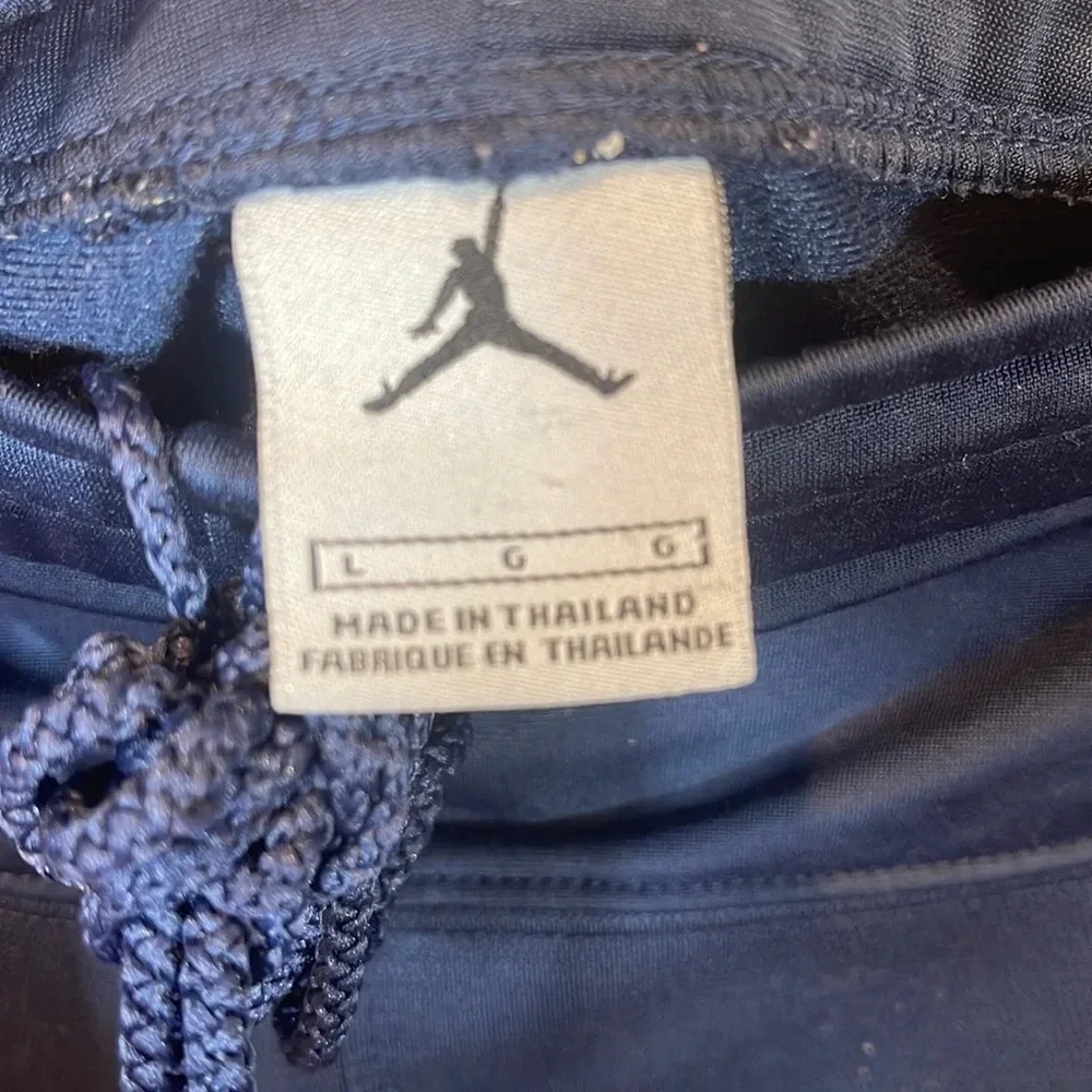 Jordan Men's Sweatpants in navy blue size Large